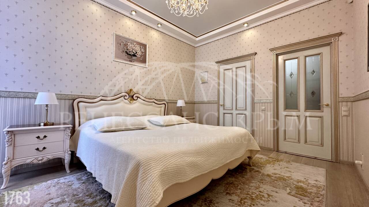 Продаю 2 комн. квартиру. Севастополь, Трудовая улица, 22А,  - Жилая недвижимость, Продажа квартир Севастополь