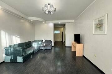 3-к квартира, 94 м², 2/6 эт.