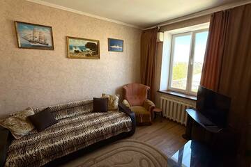 2-к квартира, 42 м², 2/2 эт.