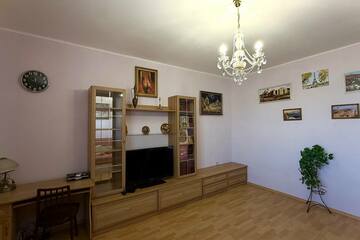 1-к квартира, 32 м², 1/3 эт.