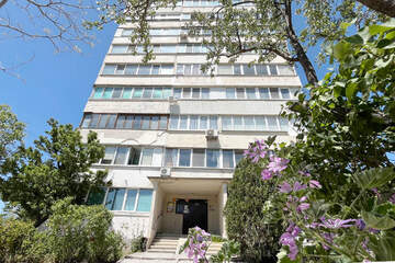 2-к квартира, 47 м², 3/12 эт.