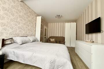 1-к квартира, 40 м², 1/10 эт.