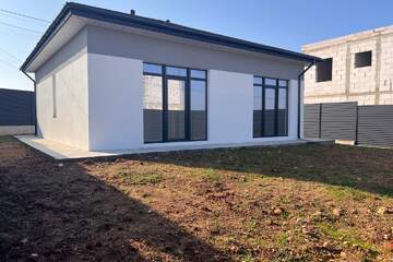 Дом, 75 м², 1 эт.