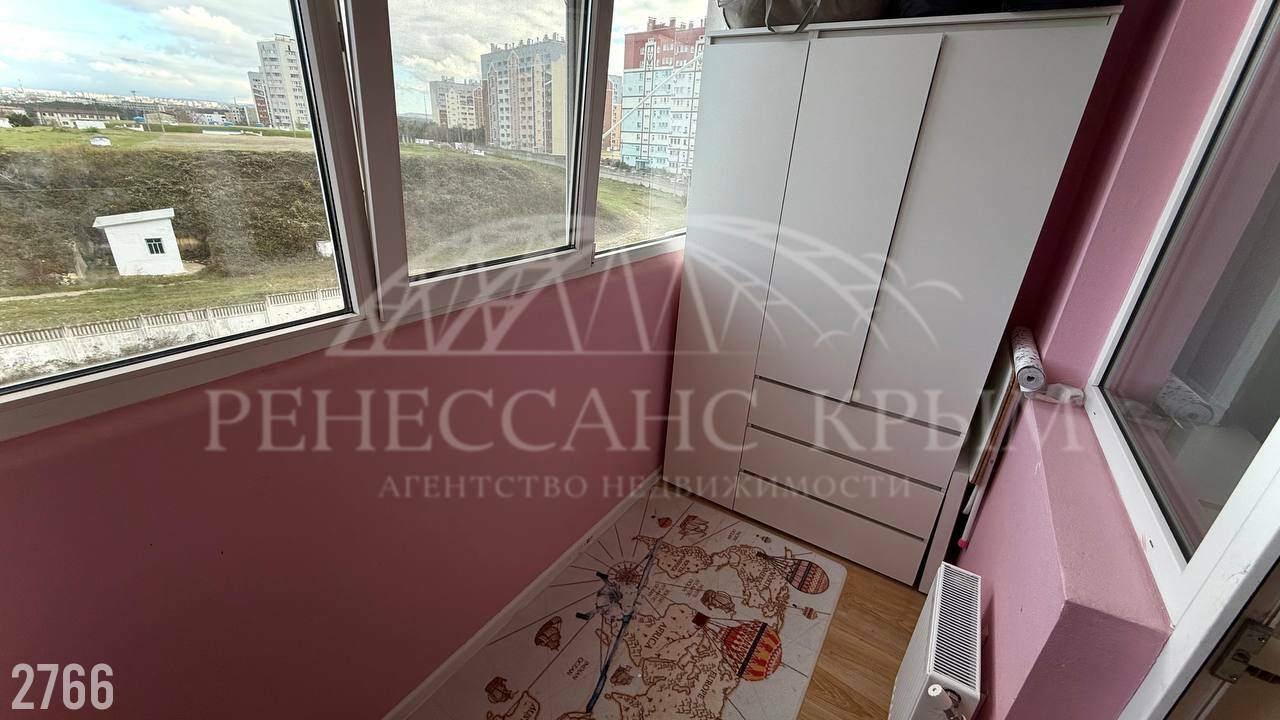 Продаю 1 комн. квартиру. Севастополь, улица Комбрига Потапова, 14, - Жилая недвижимость, Продажа квартир Севастополь