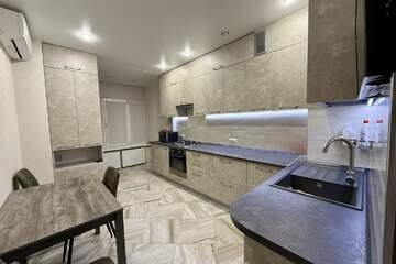 1-к квартира, 43 м², 3/7 эт.