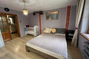 2-к квартира, 57 м², 1/5 эт.