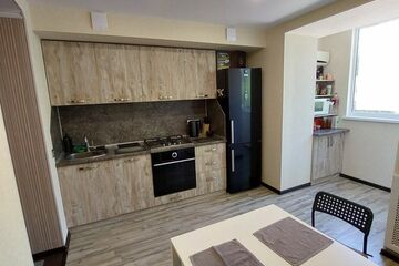 3-к квартира, 80 м², 1/5 эт.