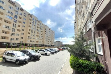 3-к квартира, 80 м², 4/10 эт.