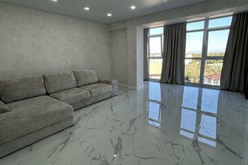 2-к квартира, 73 м², 6/10 эт.