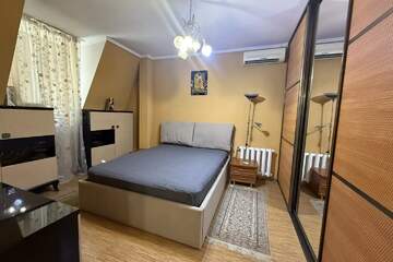 2-к квартира, 60 м², 4/4 эт.