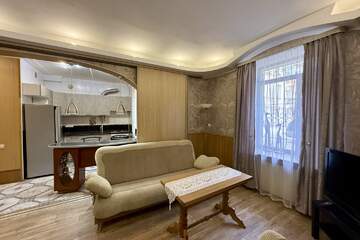 2-к квартира, 46,5 м², 1/4 эт.