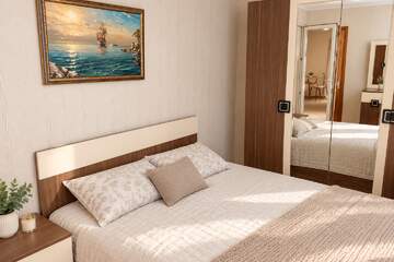 2-к квартира, 42 м², 2/5 эт.