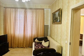 1-к квартира, 38 м², 1/10 эт.